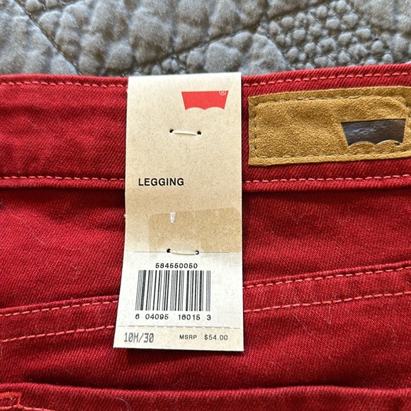 NWT 10 Medium Deep Red Levi’s Jean Leggings - Picture 6 of 7